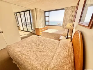 Photo #6: 202604271 Listing 