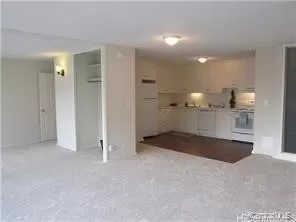 Photo #2: 202604328 Listing 