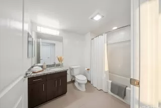 Photo #5: 202604347 Listing 