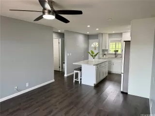 Photo #3: 202604355 Listing 