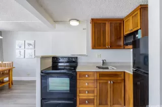 Photo #6: 202604357 Listing 