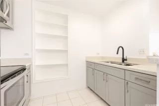 Photo #4: 202604359 Listing 