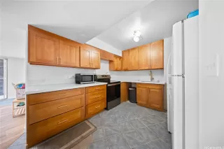 Photo #2: 202604360 Listing 