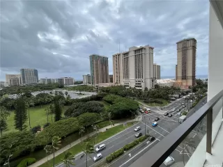 Photo #4: 202604373 Listing 