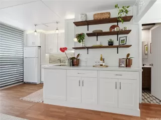 Photo #5: 202604381 Listing 