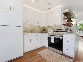 Photo #6: 202604381 Listing 