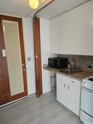 Photo #2: 202604387 Listing 