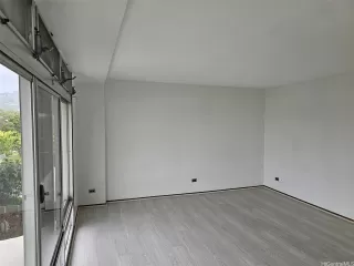 Photo #5: 202604387 Listing 