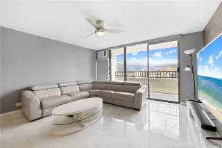 Photo #4: 202604393 Listing 