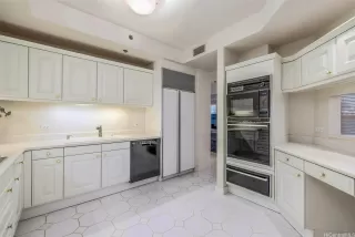 Photo #2: 202604394 Listing 