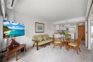 Photo #3: 202604404 Listing 