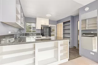 Photo #3: 202604405 Listing 