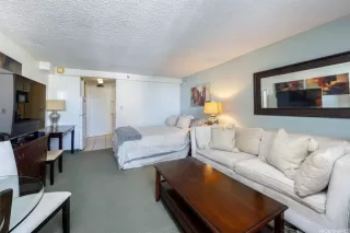 Photo #5: 202604442 Listing 