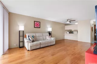 Photo #3: 202604456 Listing 