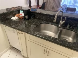 Photo #6: 202604469 Listing 