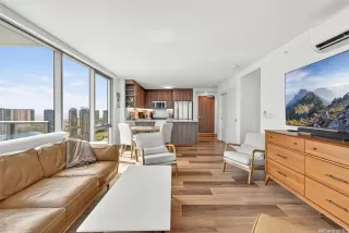 Photo #3: 202604478 Listing 