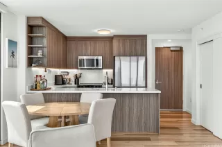 Photo #4: 202604478 Listing 