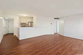 Photo #2: 202604483 Listing 