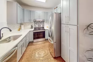 Photo #5: 202604485 Listing 