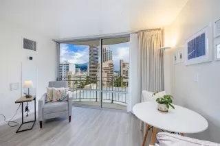 Photo #6: 202604486 Listing 