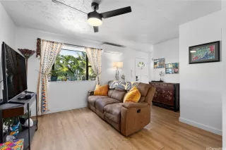 Photo #5: 202604492 Listing 