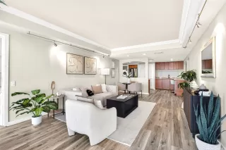 Photo #3: 202604500 Listing 