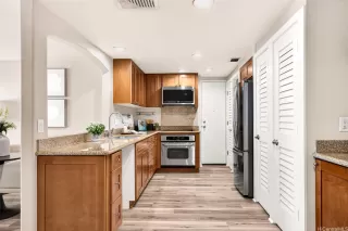 Photo #6: 202604500 Listing 