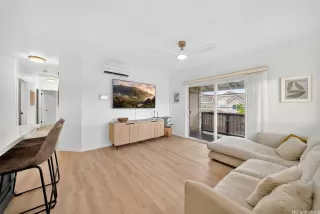 Photo #4: 202604508 Listing 