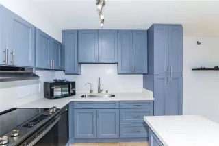 Photo #4: 202604517 Listing 