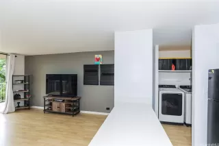 Photo #5: 202604517 Listing 