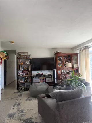 Photo #6: 202604521 Listing 