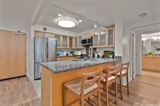 Photo #5: 202604527 Listing 