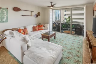 Photo #6: 202604551 Listing 