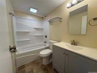 Photo #4: 202604552 Listing 