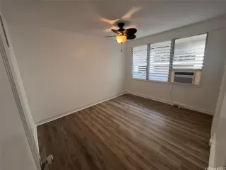 Photo #5: 202604553 Listing 