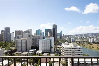 Photo #6: 202604562 Listing 