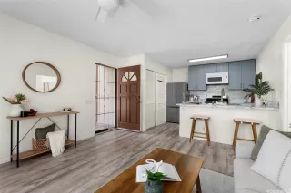 Photo #4: 202604571 Listing 