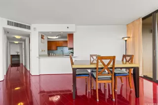 Photo #4: 202604572 Listing 