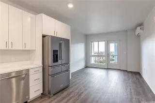 Photo #4: 202604582 Listing 