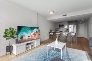 Photo #2: 202604585 Listing 