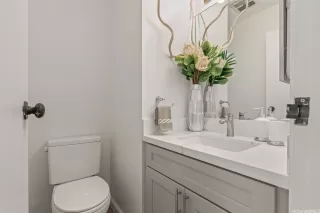 Photo #6: 202604592 Listing 