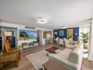 Photo #4: 202604594 Listing 