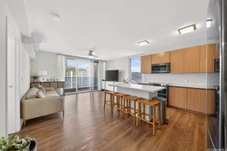 Photo #6: 202604600 Listing 