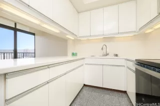 Photo #4: 202604611 Listing 