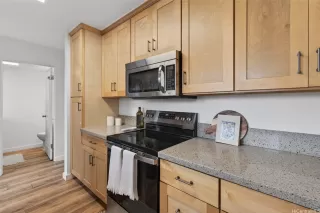 Photo #3: 202604616 Listing 