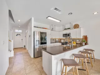 Photo #5: 202604619 Listing 