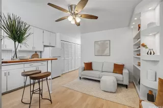 Browse active condo listings in MAKIKI WEST