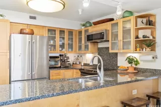 Photo #5: 202604646 Listing 