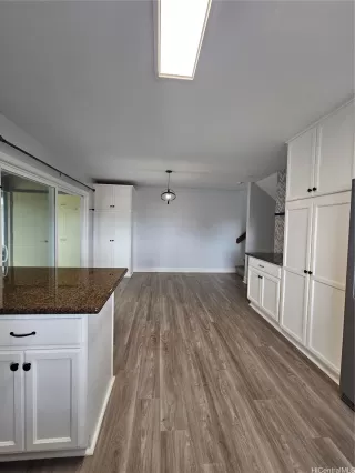 Photo #5: 202604657 Listing 