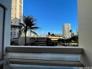 Photo #4: 202604658 Listing 